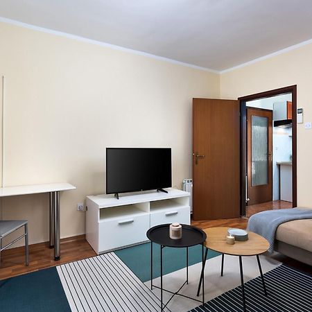 Marisan Seaview Apartment Funtana Exterior photo